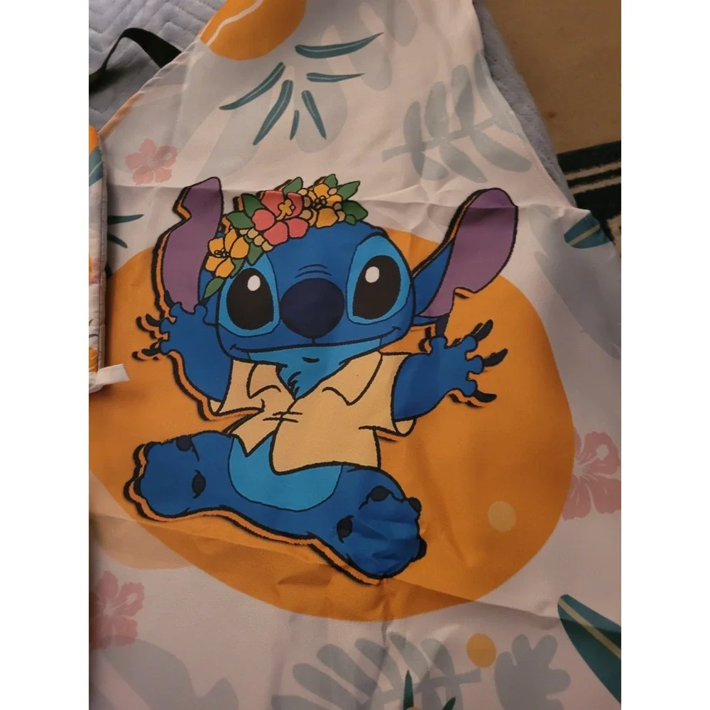 Lilo And Stitch Bamboo Utensils (Set Of 5)Plus Apron, Pot Holder, Glove